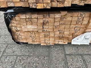 Ca. 270x Hout, panlatten